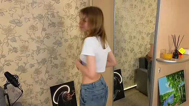 EvaMerli Adlı Modelin Canlı XXX Sohbeti