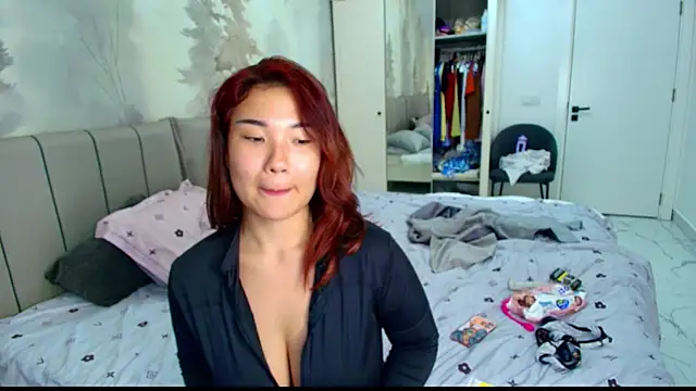 AsianLumi Chat XXX in diretta