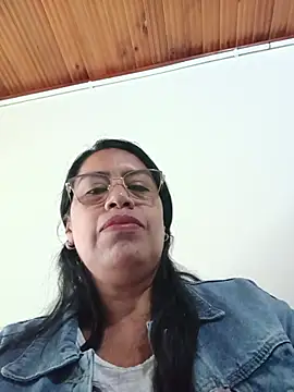 Emilif_'s Webcam Show