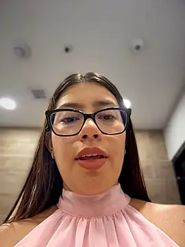 Saracalderon's Live XXX Chat