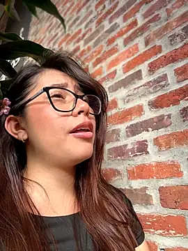 Saracalderon Adlı Modelin Canlı XXX Sohbeti
