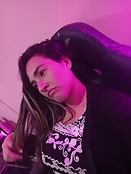 צ'אט XXX בשידור חי של sophia_pink17
