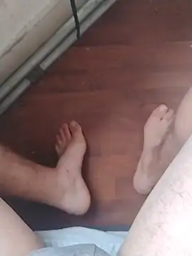 POrNOStAr019: διαδικτυακό σόου στην κάμερα
