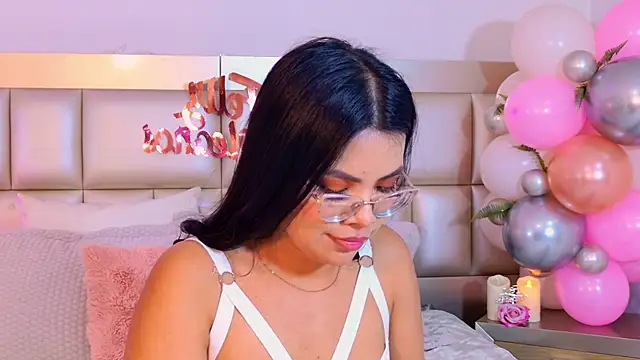 AliceLavenders live XXX chat