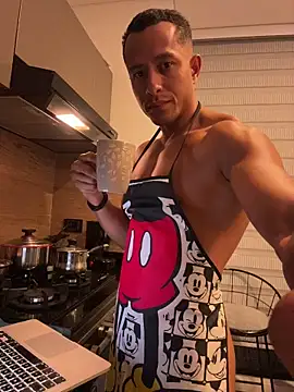 Jean_Prime Show in webcam