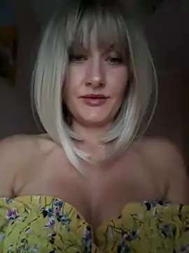 Онлайн чат XXX LunaFoxs