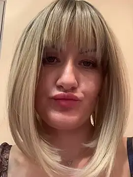LunaFoxs Live XXX-chat
