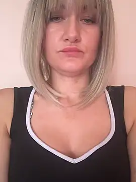 LunaFoxs – Live XXX-chat