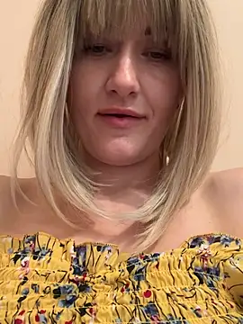 Živý XXX chat LunaFoxs