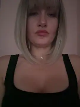 Živý XXX chat LunaFoxs