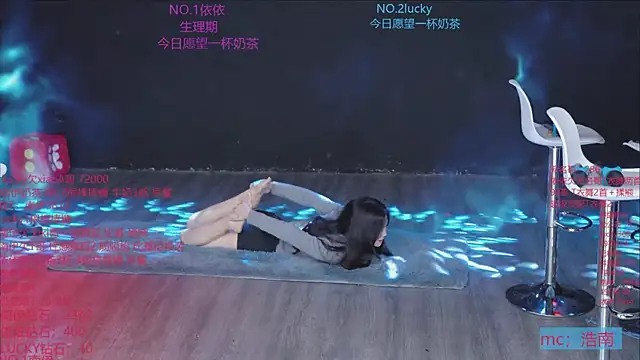 sexybaby-0001 在線直播表演