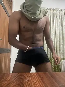 mr_shhw Show in webcam