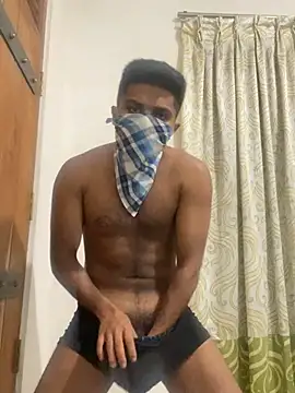mr_shhw Show in webcam
