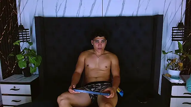 Webkamerová show Rayan_Choi