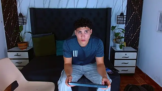 Webkamerová show Rayan_Choi