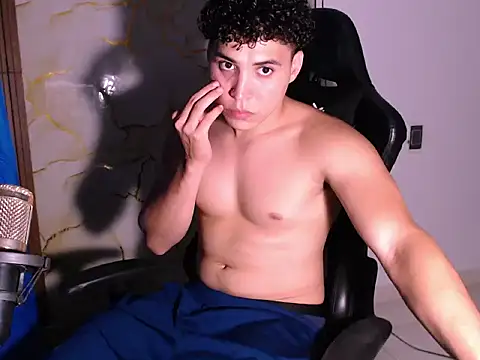 Webkamerová show Rayan_Choi