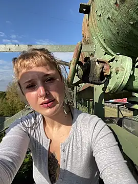 TutanchAnut's Webcam Show