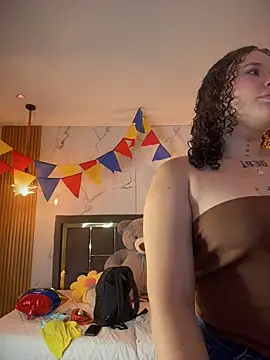 Czat XXX na żywo – Doll_Maddy_