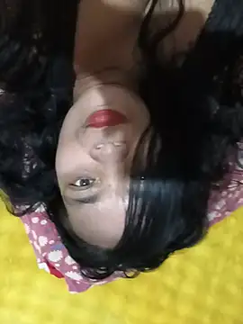 Show de Ariais502026 na webcam