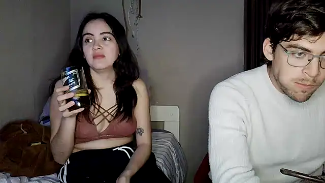 Webkamerová show AishaGeisha