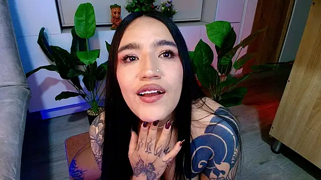 Neytiri_Ss Adlı Modelin Canlı XXX Sohbeti