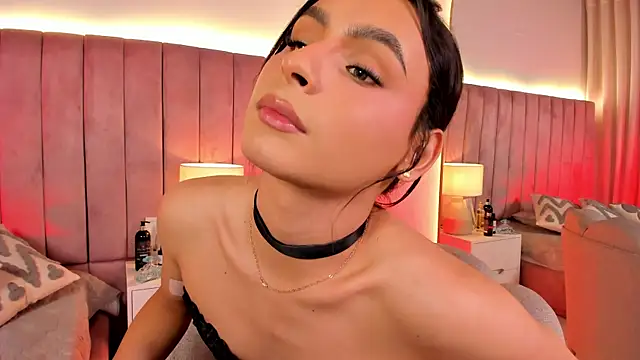 הופעת וובקאם של Isabella_Laurent