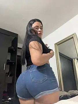 pamela_chu11's Webcam Show
