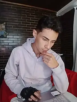 MateoCollins2026 网络视讯表演