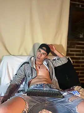Show webcam de BoysLatin2026