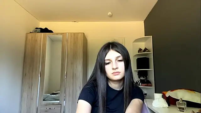 Show modela SpanishRooter na web-kameri