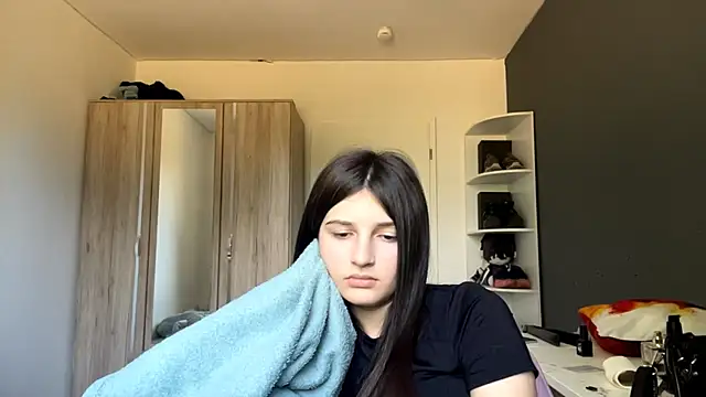 SpanishRootern Live XXX chat