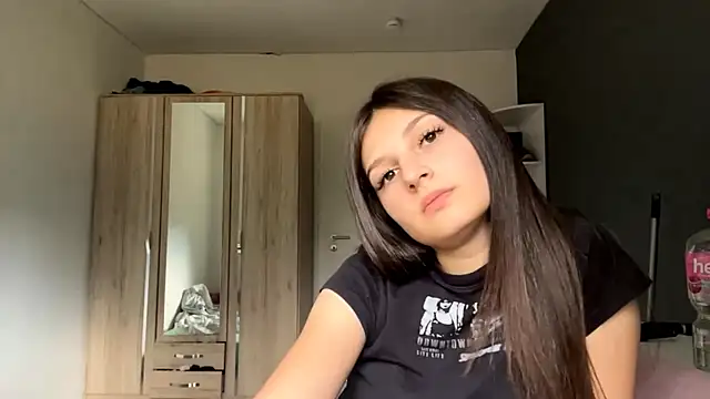 SpanishRooter's Live XXX Chat