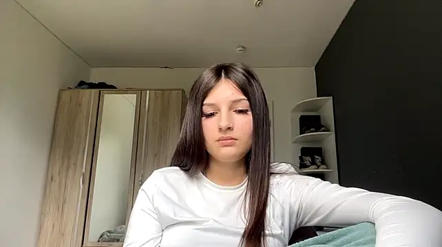 SpanishRooter Live XXX-chat