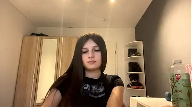 SpanishRooter's Live XXX Chat