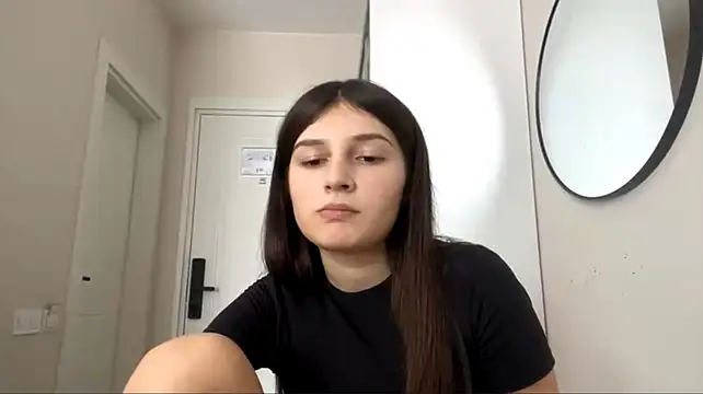 SpanishRooter live XXX chat