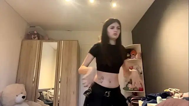 SpanishRooter XXX чат на живо