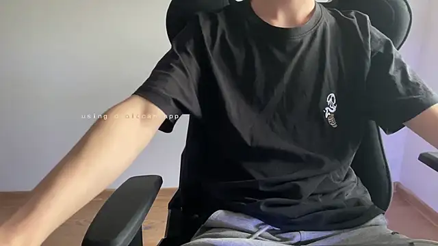 CyprianFireroom – webcam-show