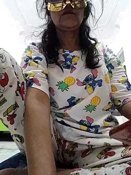 Indianbhaabhi webkamerás műsora