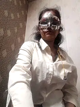הופעת וובקאם של Indianbhaabhi