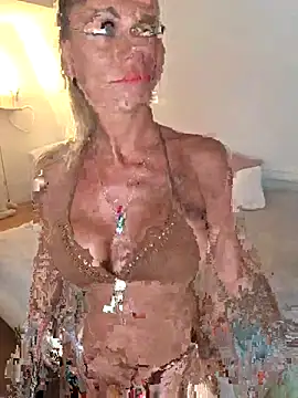 Show modela housewifebella na web-kameri