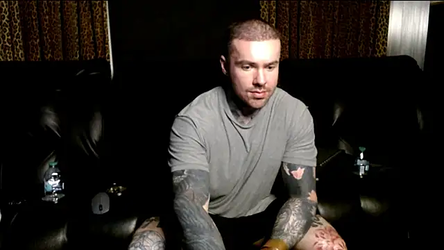 nathaniel_13 Webcam-Show