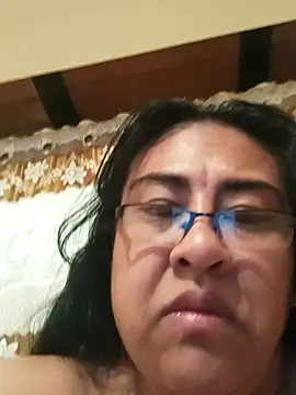 emilymoore36's Live XXX Chat