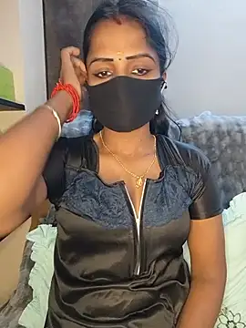 YALINITWO7_TAMIL Adlı Modelin Web Kamerası Şovu