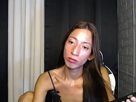 Pokazy przed kamerką – ValeriaSexyHotAssHugeCock