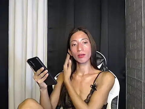 ValeriaSexyHotAssHugeCock – Kamerová šou