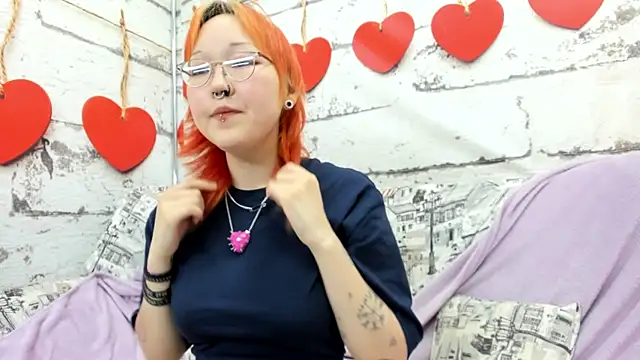 Pokazy przed kamerką – Cute__Kiko