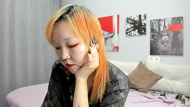 Cute__Kiko Adlı Modelin Canlı XXX Sohbeti