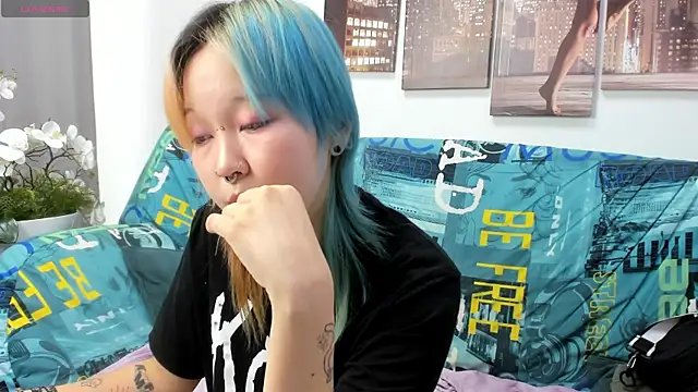 XXX chat uživo modela Cute__Kiko