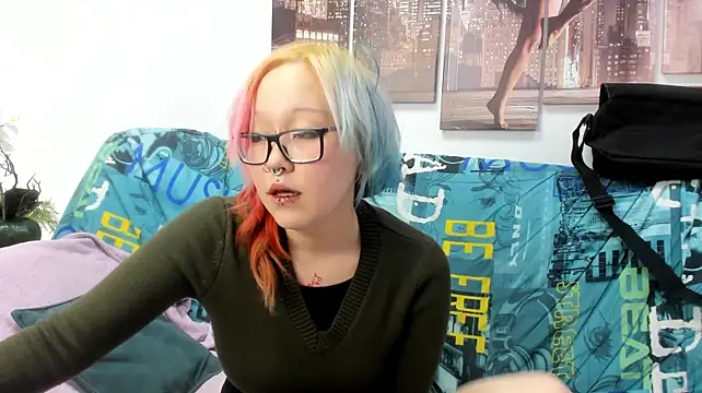 Pokazy przed kamerką – Cute__Kiko