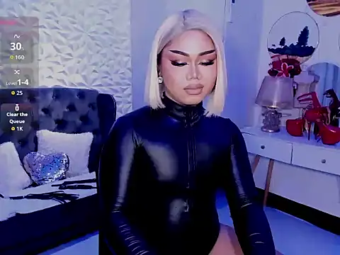 Playful_Viennaxx Show Webcam